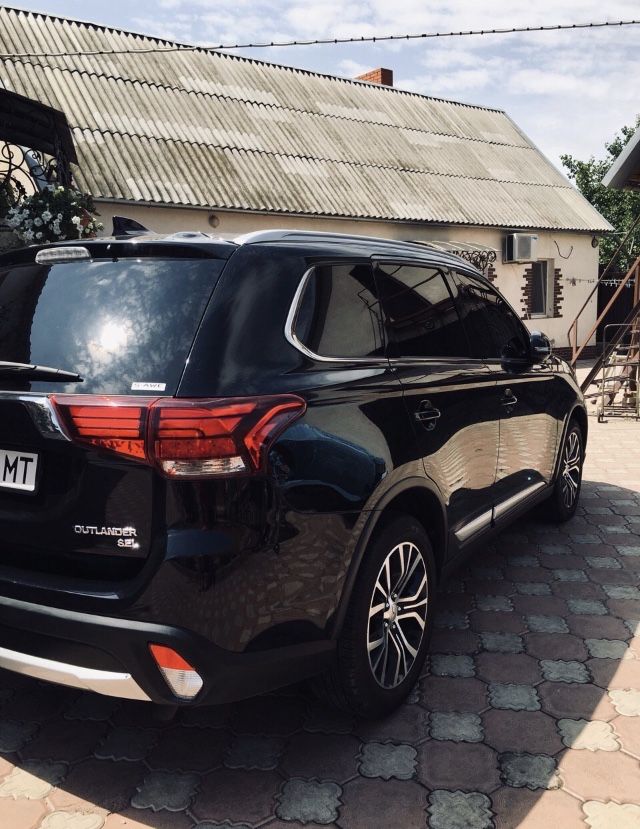 Mitsubishi Outlander 2018 SEL