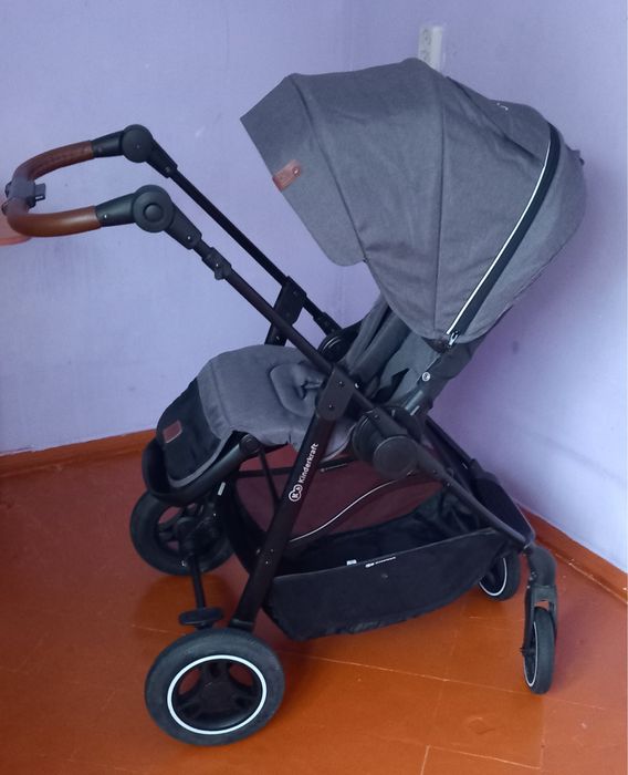 Продам дитячу коляску