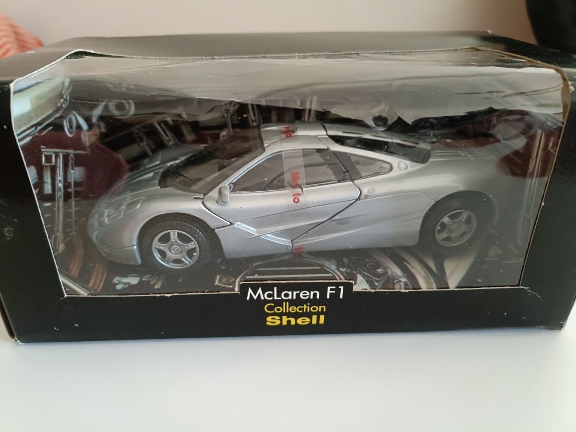 McLaren F1 (1993) escala 1/24. Novo