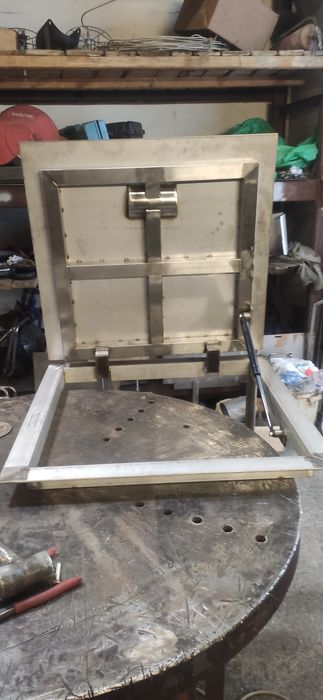 Сварка аргоном і другими видами сварки . Виїзні роботи .