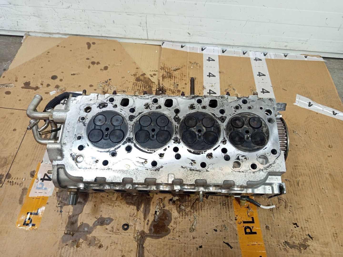 GŁOWICA SILNIKA 1CD TOYOTA COROLLA VERSO 2 II RAV 4 2.0 D-4D