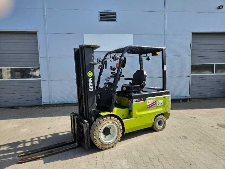 Електричний навантажувач CLARK EPX32і // 3200 кг // 4620 мм