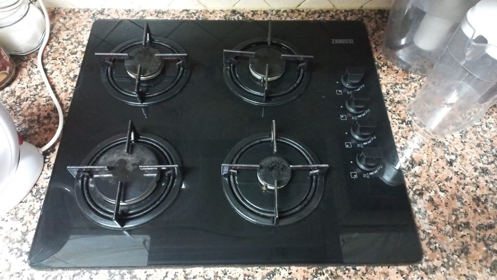 Placa gas + forno electrico Marca ZANUSSI