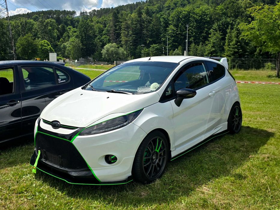 Custom Ford Fiesta mk7