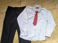 biała koszula, czarne spodnie w kant i krawat na gumkę 134 cm