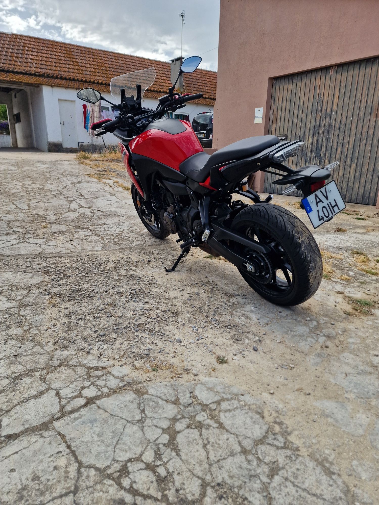 Tracer 700 35kw de livrete