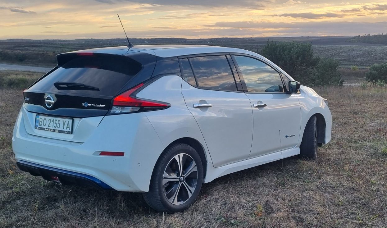 Ваші увазі пропонується електромобіль Nissan Leaf ZE1 2018  tekna