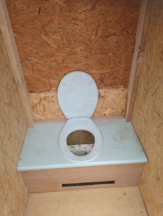 Toaleta, WC, wychodek, szalet na budowę, działkę