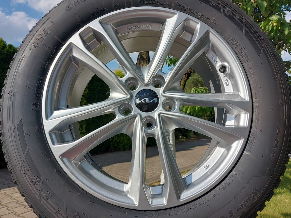 18 HYUNDAI Santa Fe IONIQ 5 KIA Sorento Sportage V Mazda CX7 235/60R18
