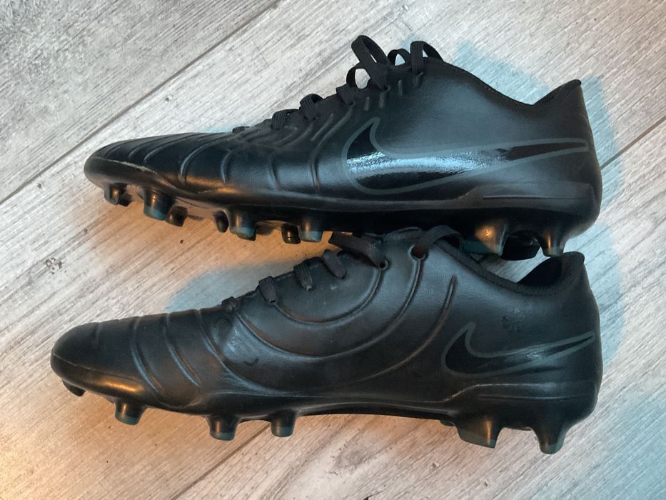 NIKE Tiempo Legend 10 Club FG/MG Buty Piłkarskie Sportowe Korki Roz 40