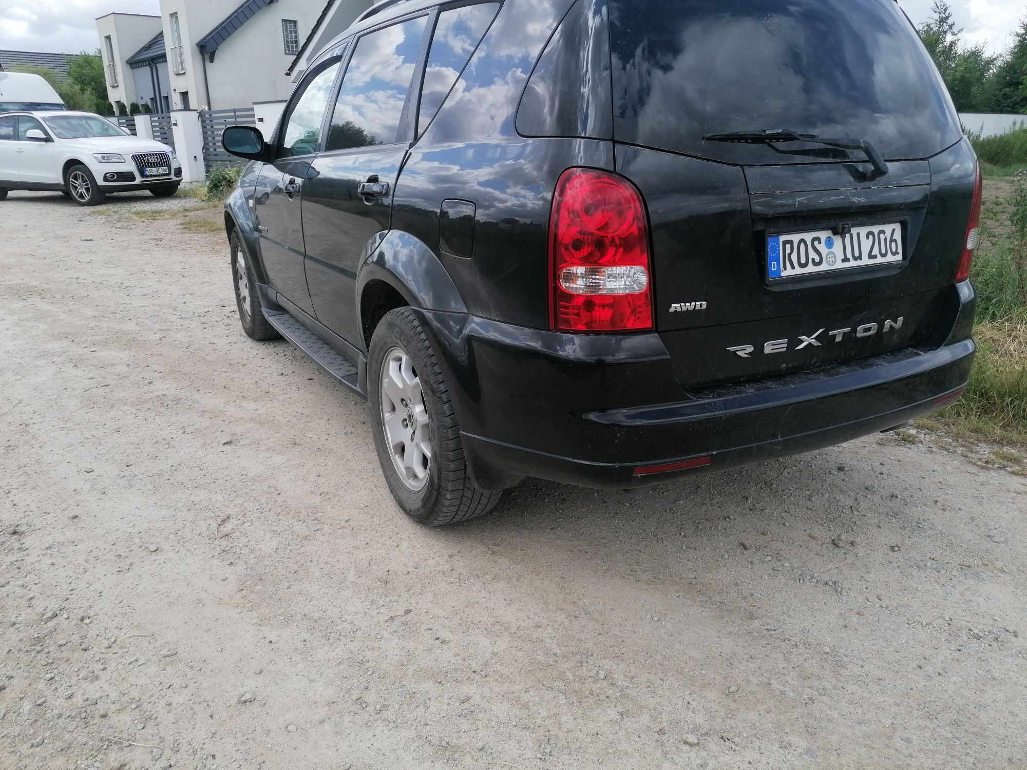 Sangyong Rexton Suzuki Ml Isuzu Patrol