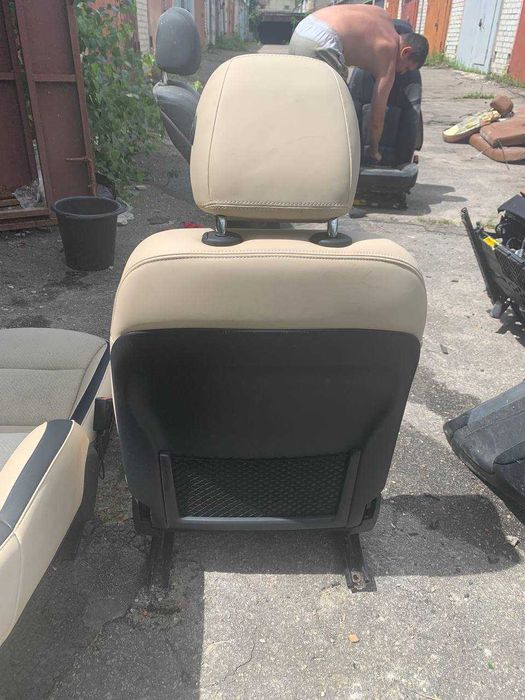 Салон Mercedes-Benz Gle, MB gle