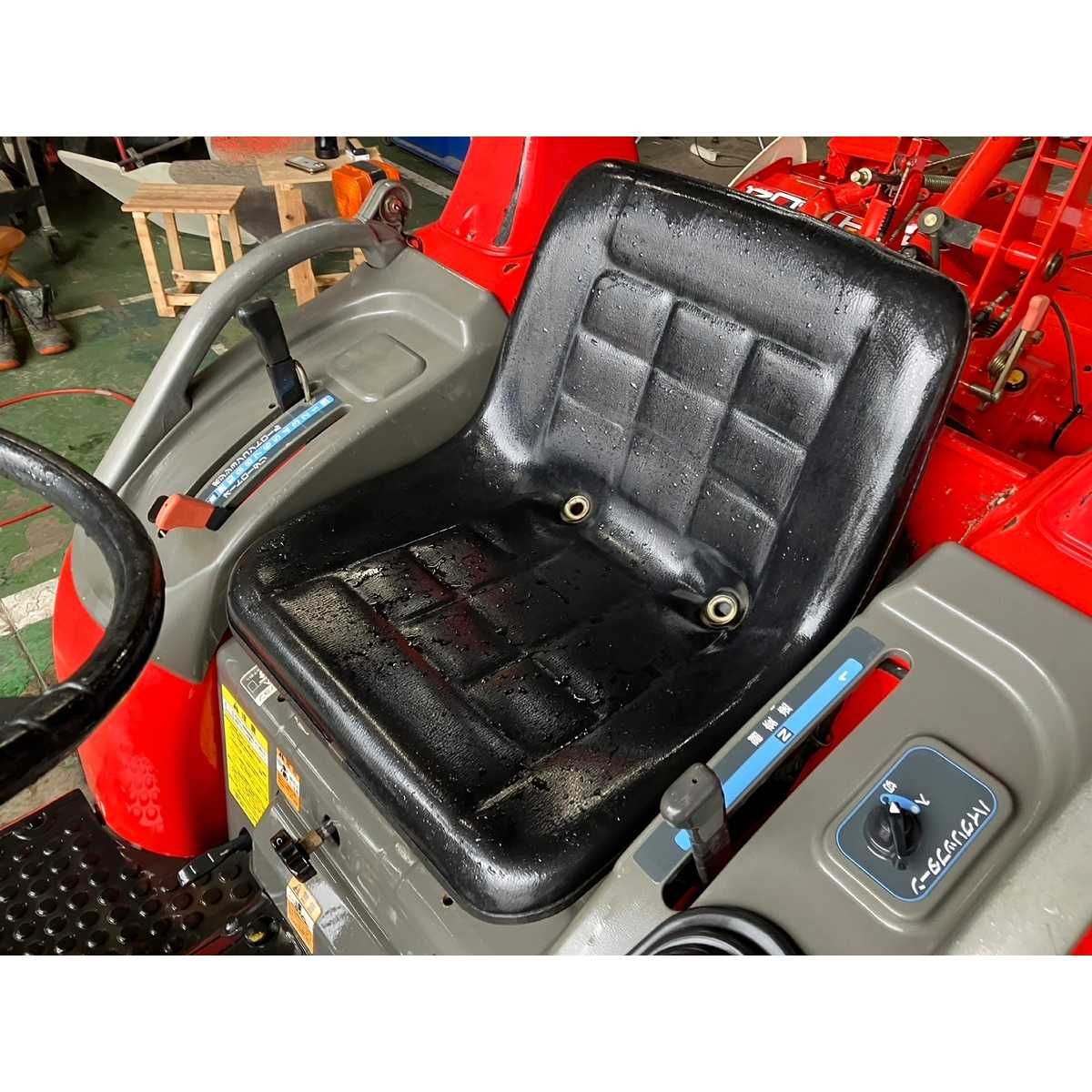 Traktor YANMAR AF17D - Kompaktowy Traktor 4x4