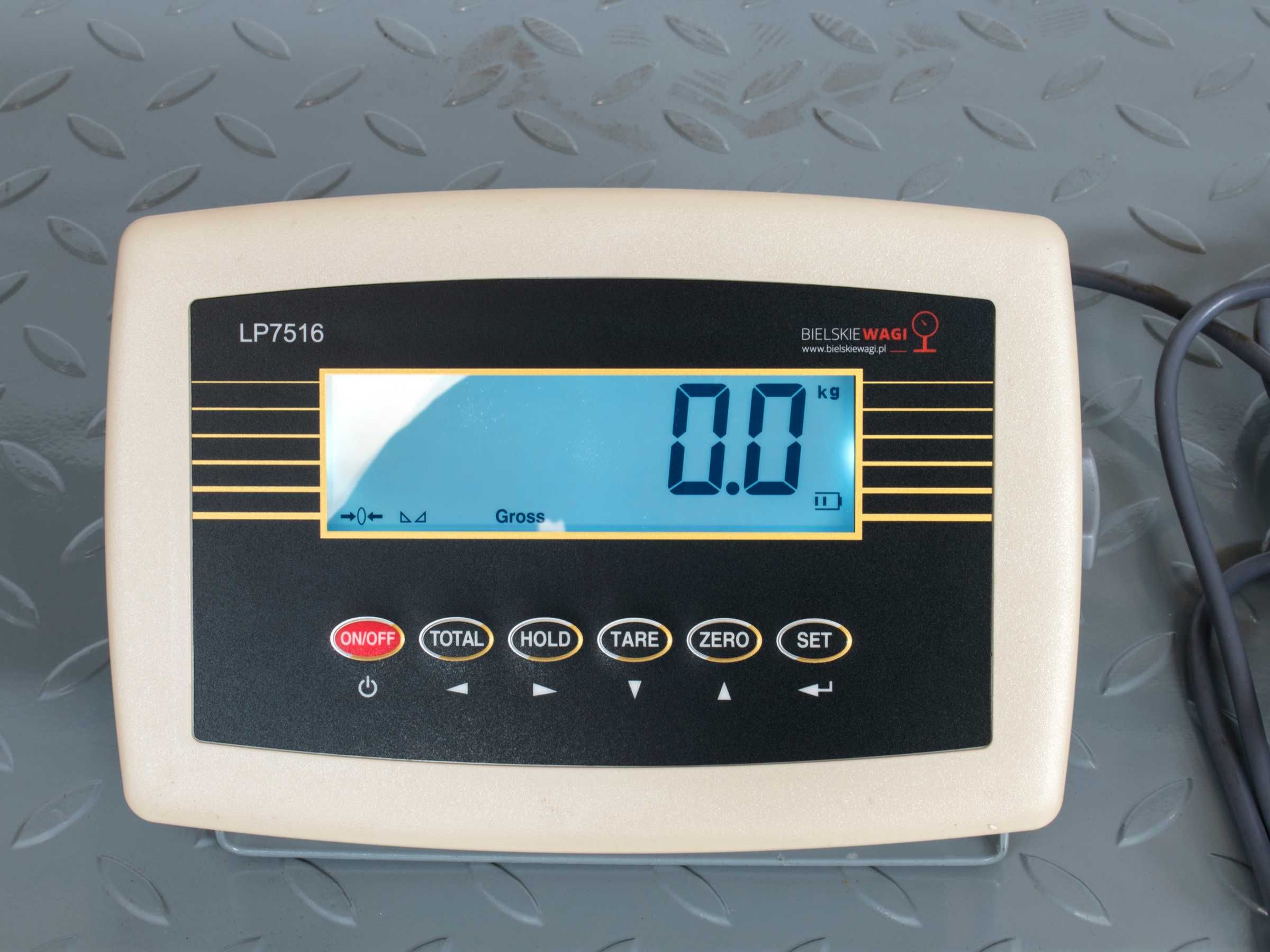 Waga elektroniczna pod mieszalnik zbiornik 3 Stopki MOCNA 6T