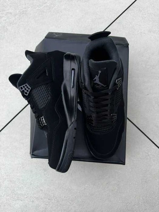 Buty damskie Trampk Jordan 4 Retro Black Cat R.40