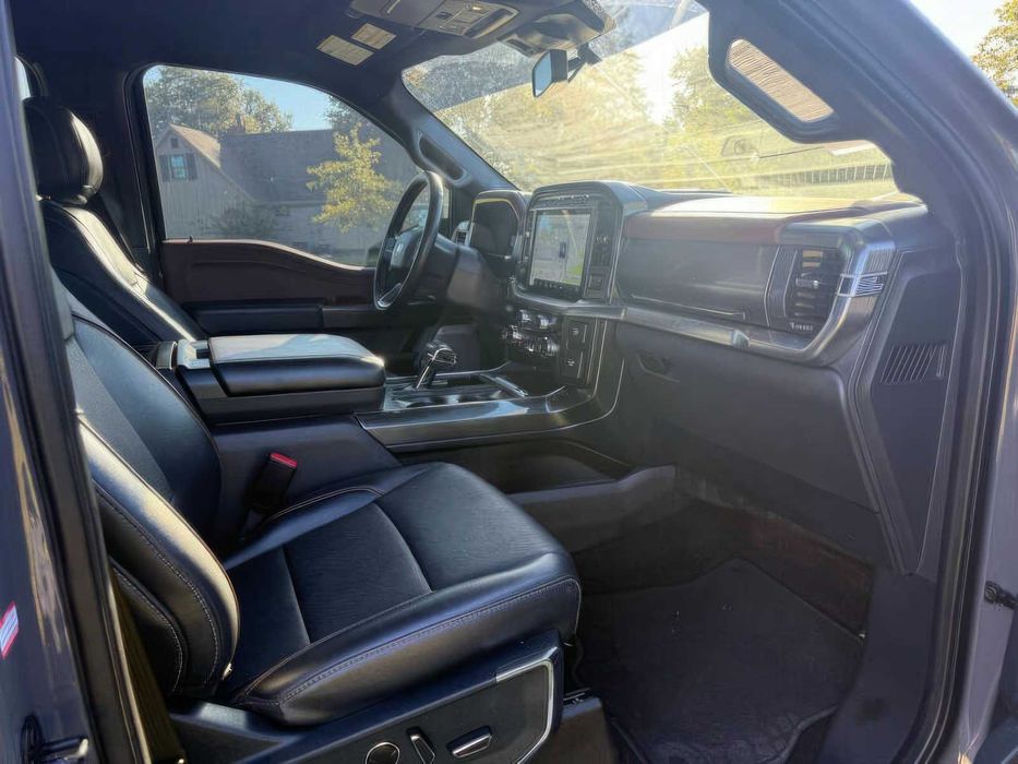 Ford F-150 Lariat      2021