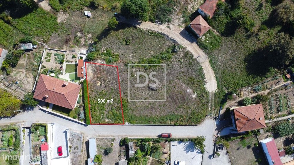 Terreno urbano com 500m2 em Freixo de Cima – Amarante