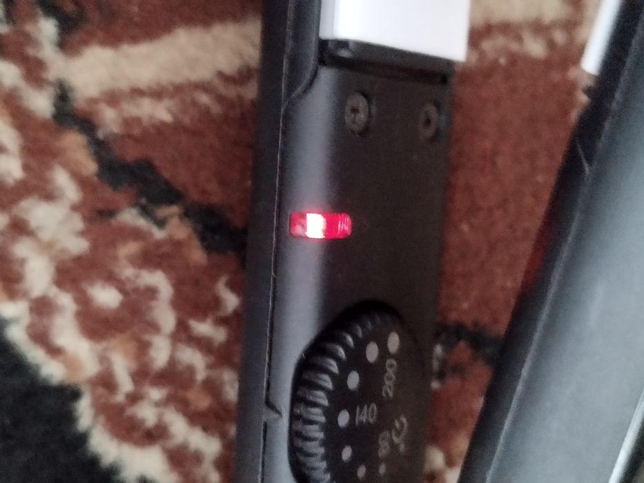 Idden welt prostownica do włosów