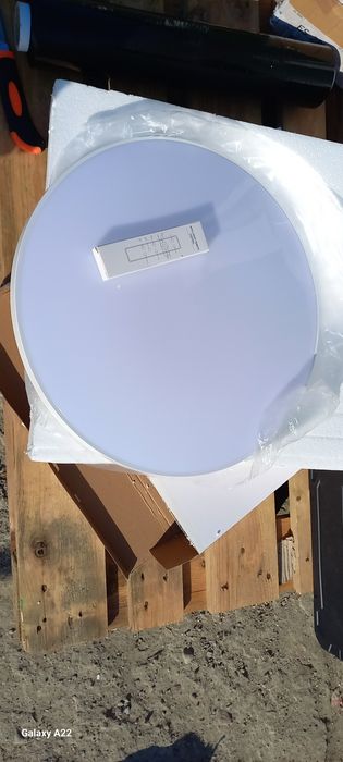 Plafon z pilotem