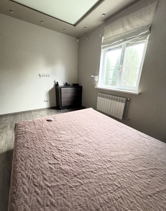 Здається будинок лівий берег , Дніпро