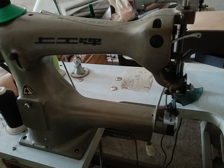 Sprzedam maszyny szwalnicze cena za komplet