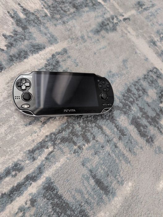 Playstation Vita (128 ГБ, багато ігор)