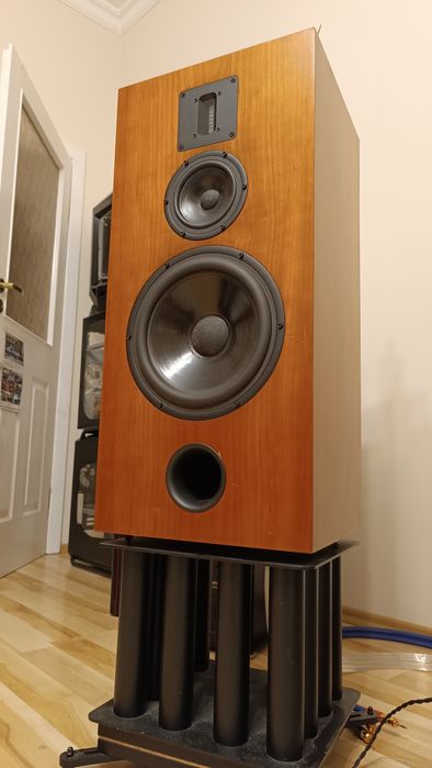 Avcon Avalanche Reference  Hiend Jantzen