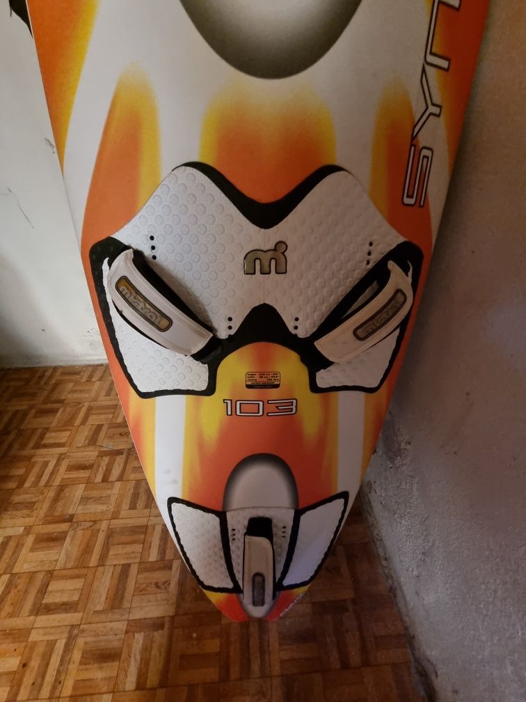 windsurf mistral synchro 103.