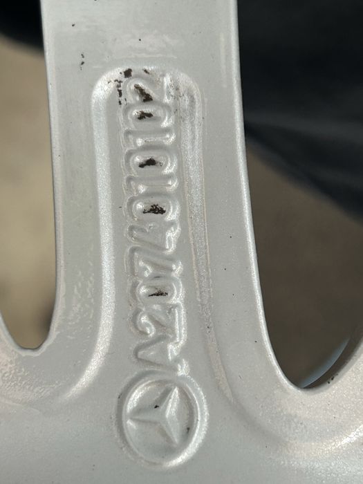 143 Felgi Aluminiowe Oryginał MERCEDES R 17 5x112 Bardzo Ładne