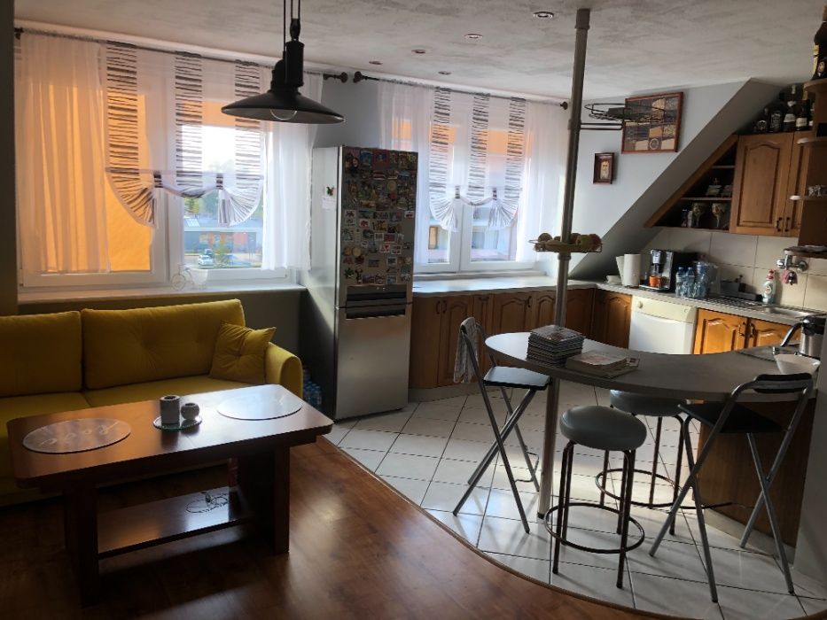 Sprzedam Mieszkanie 4 pokoje ; 2-poziomowe w Gryficach 25 km nad morze