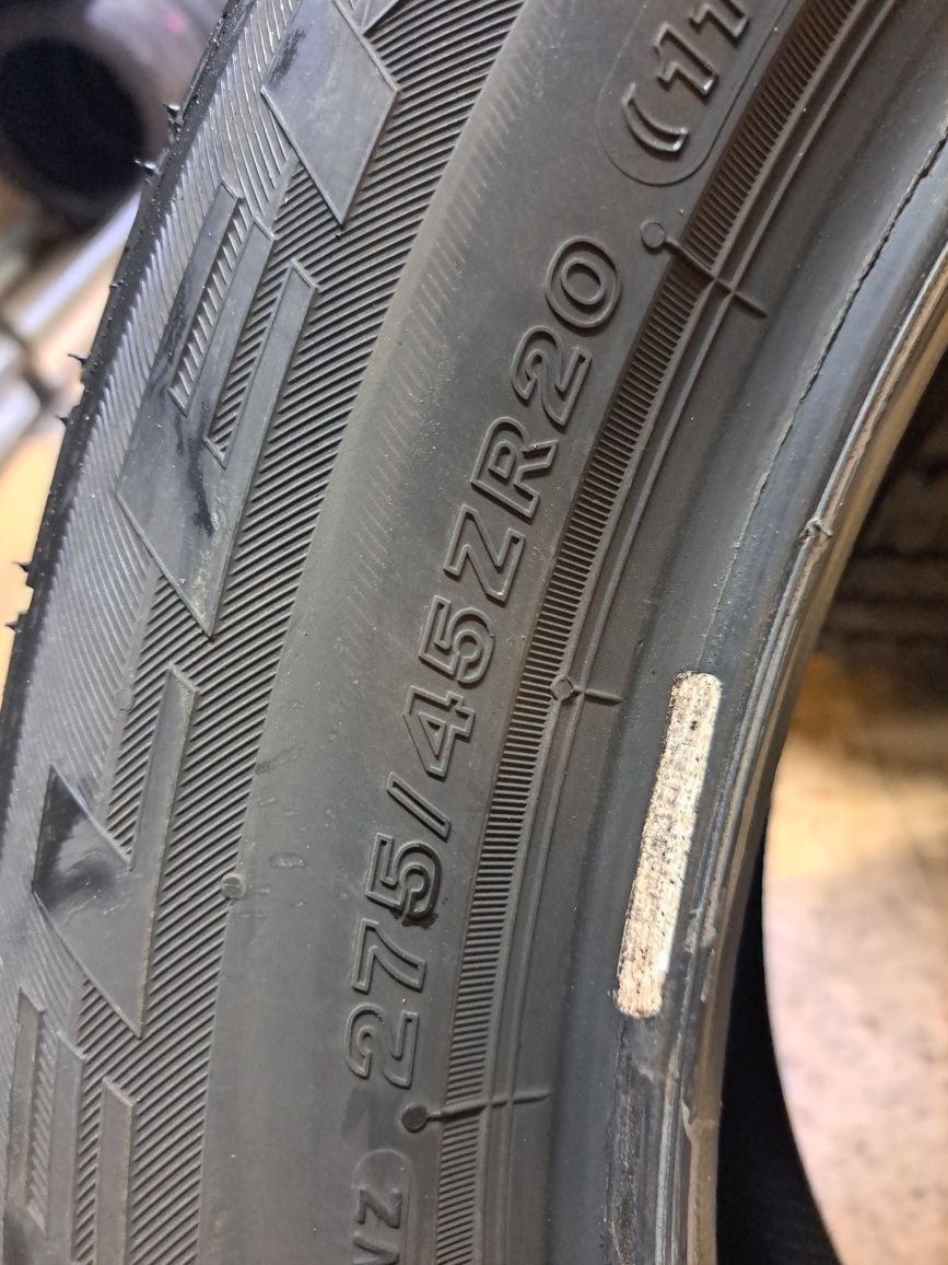 Pneus 275/40/20 Bridgestone duller