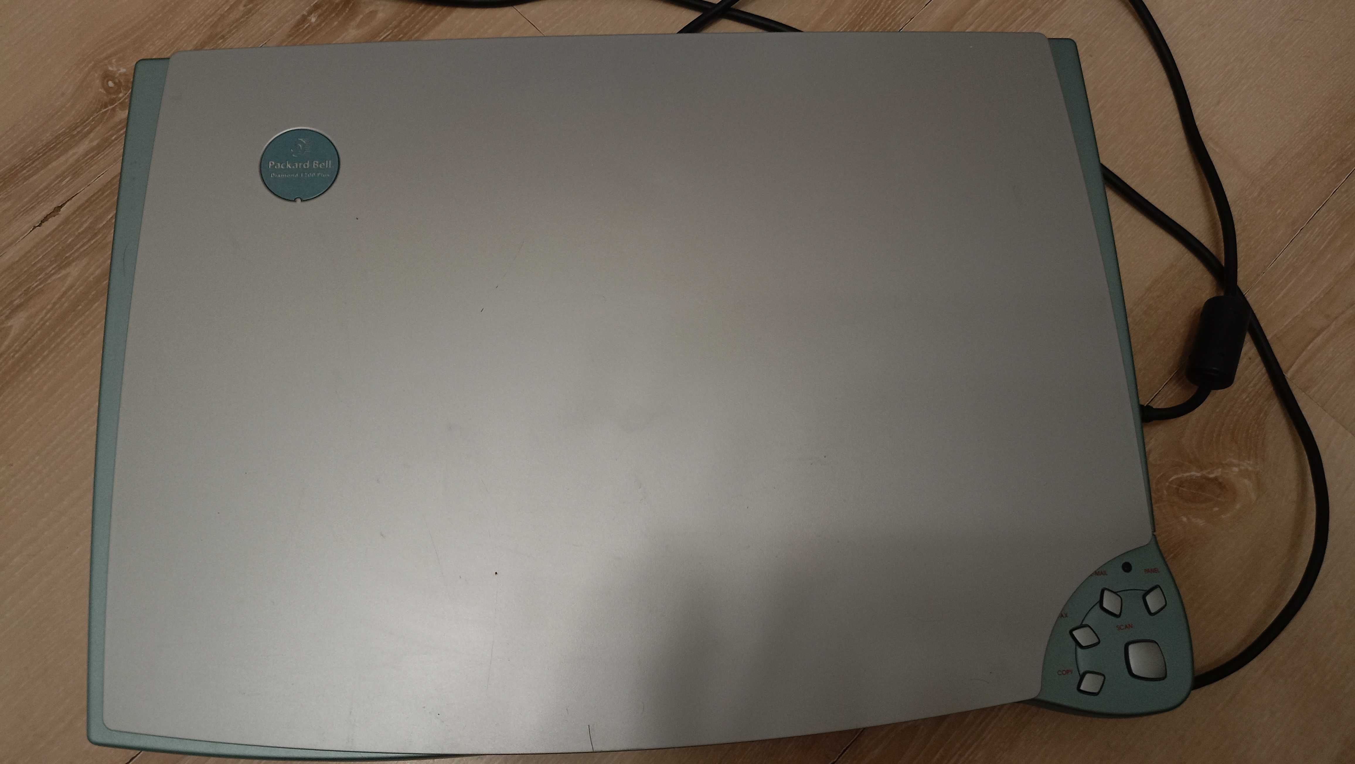 Сканер Packard Bell Diamond 1200 Plus new 48- bit True Colour USB