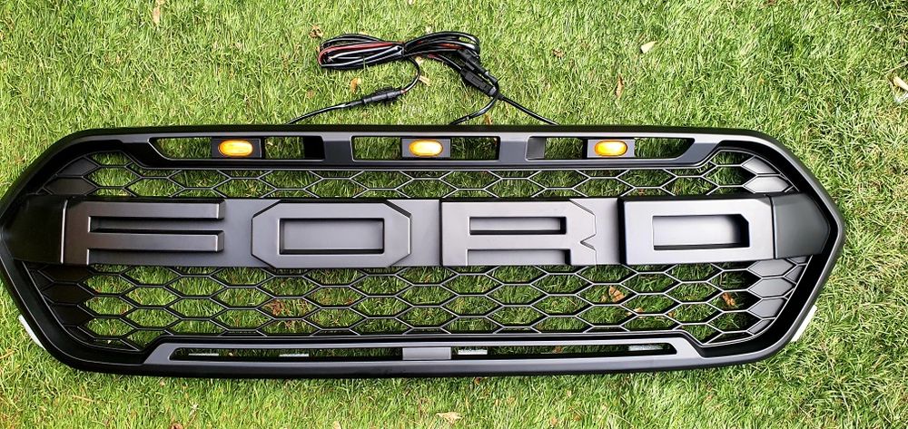 Grill Atrapa led przód front zderzaka Ford Transit Custom Sport