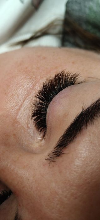 Przedłużanie rzęs