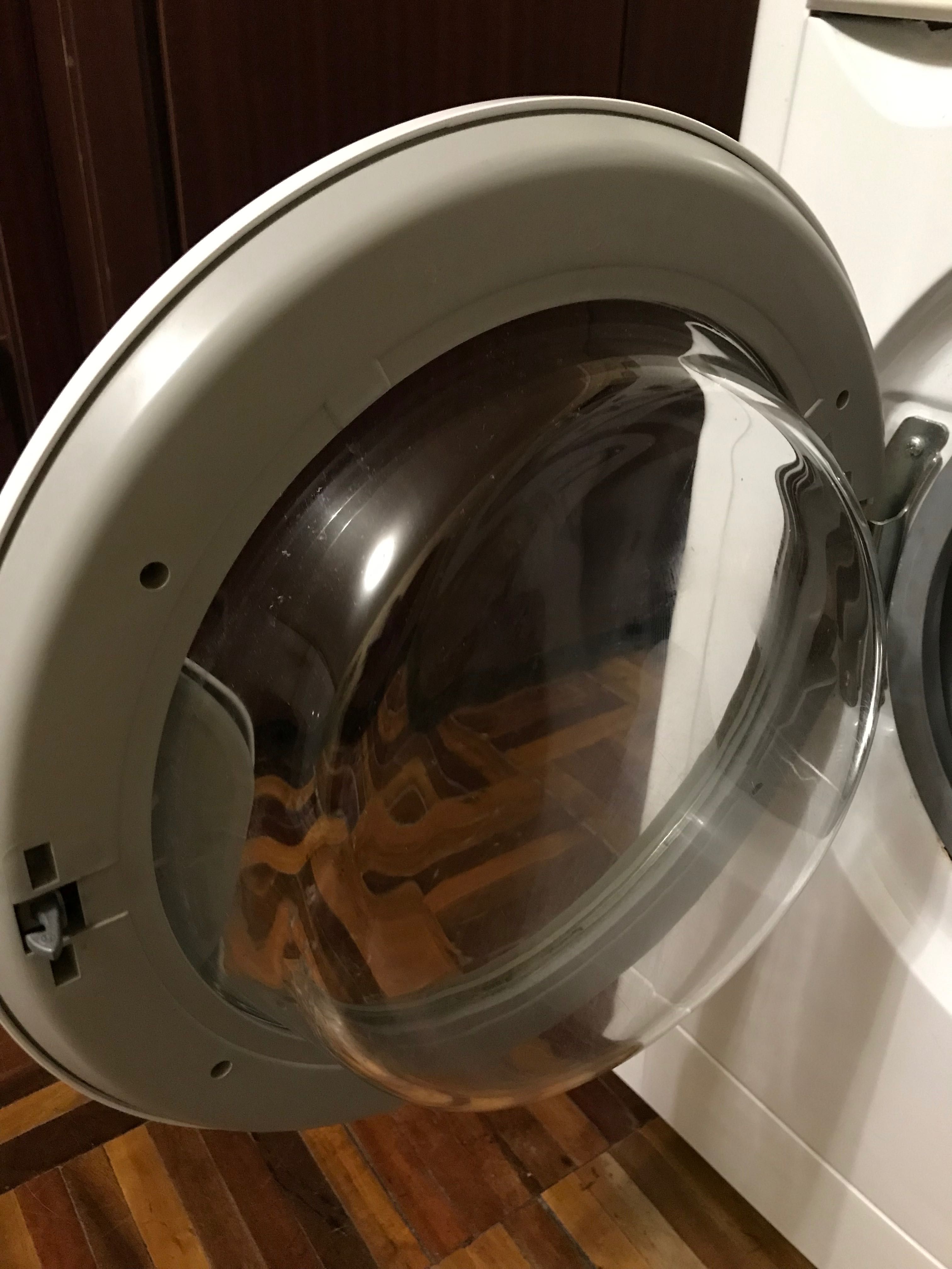 Продам стиральную машинку Indesit