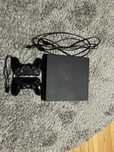 Playstation 4 slim 500 ГБ два джойстика