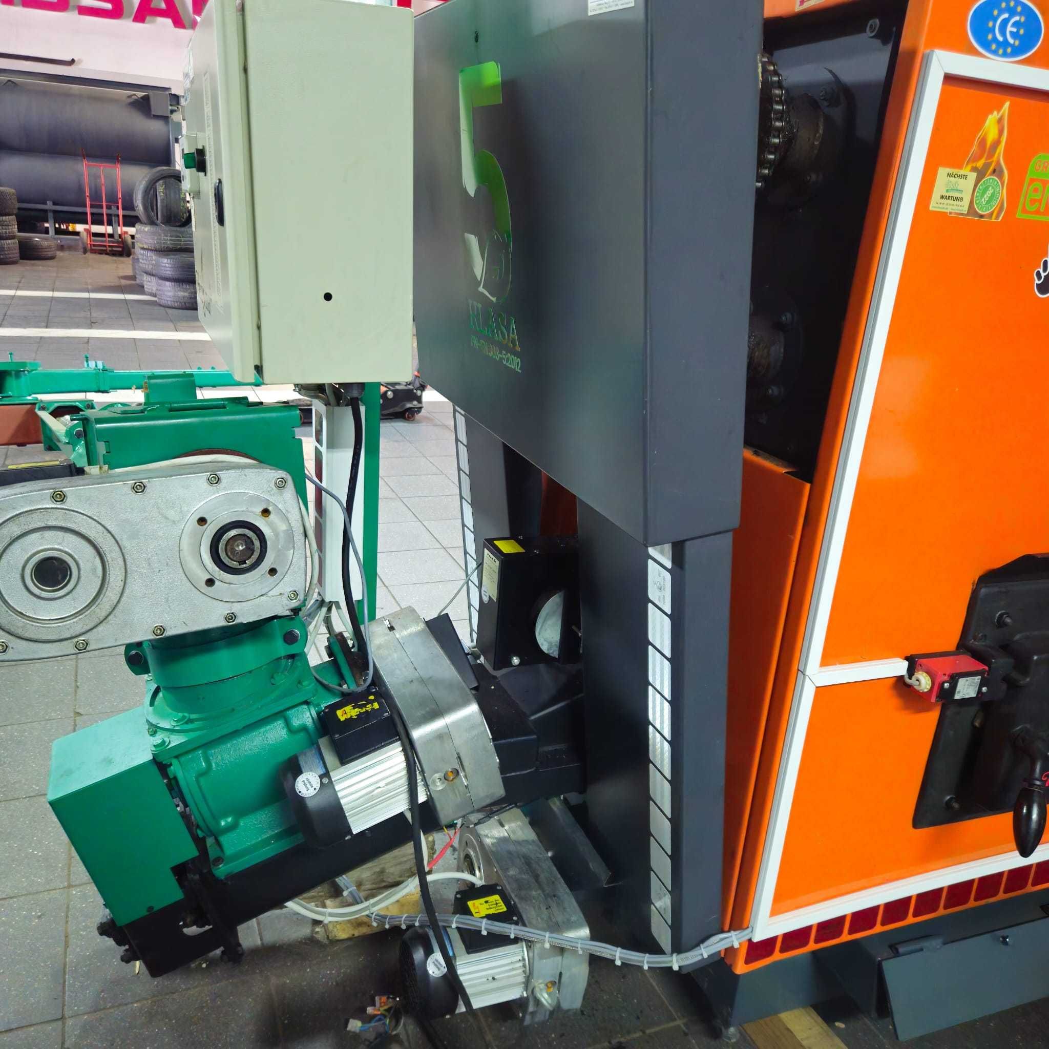 Piec na Trociny Zrębkę Pestka Wióra inne Biomasy Heizomat 100kw