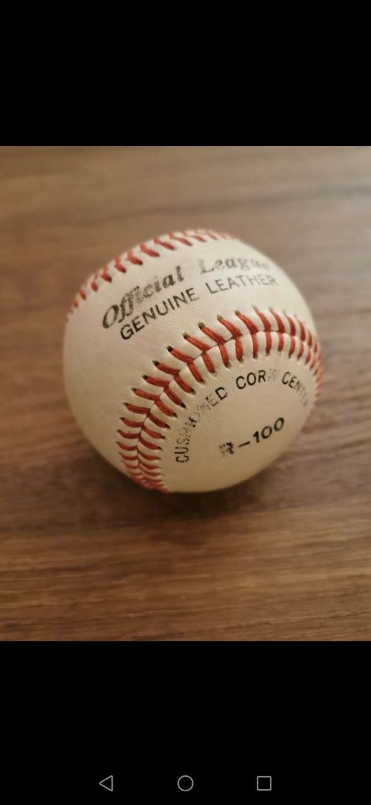 Bola de basebol Rawlings