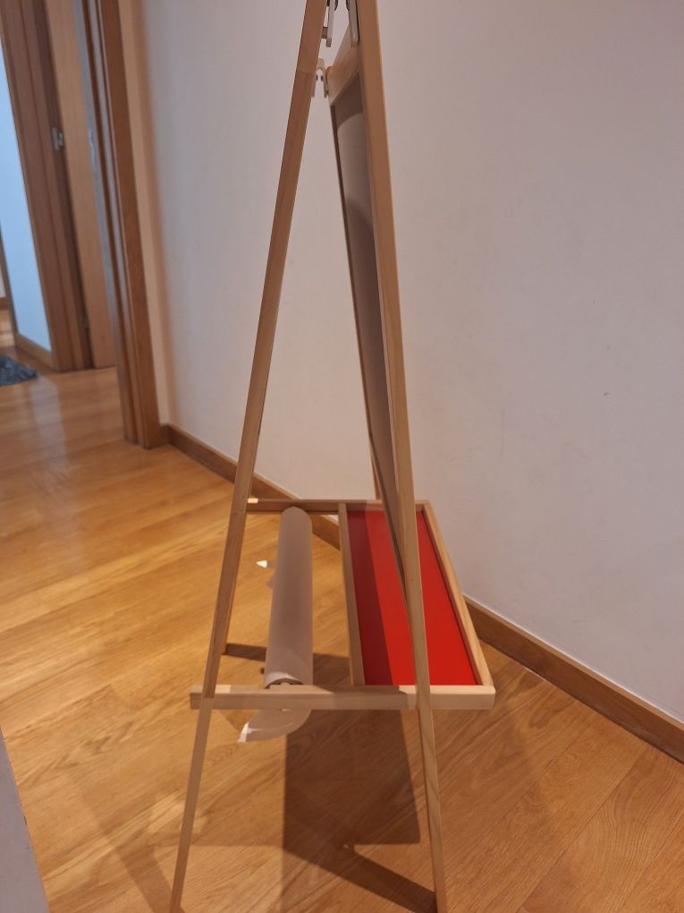 Quadro cavalete criança ikea
