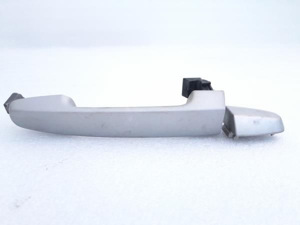 Puxador porta trás esquerdo TOYOTA Yaris (_P9_)