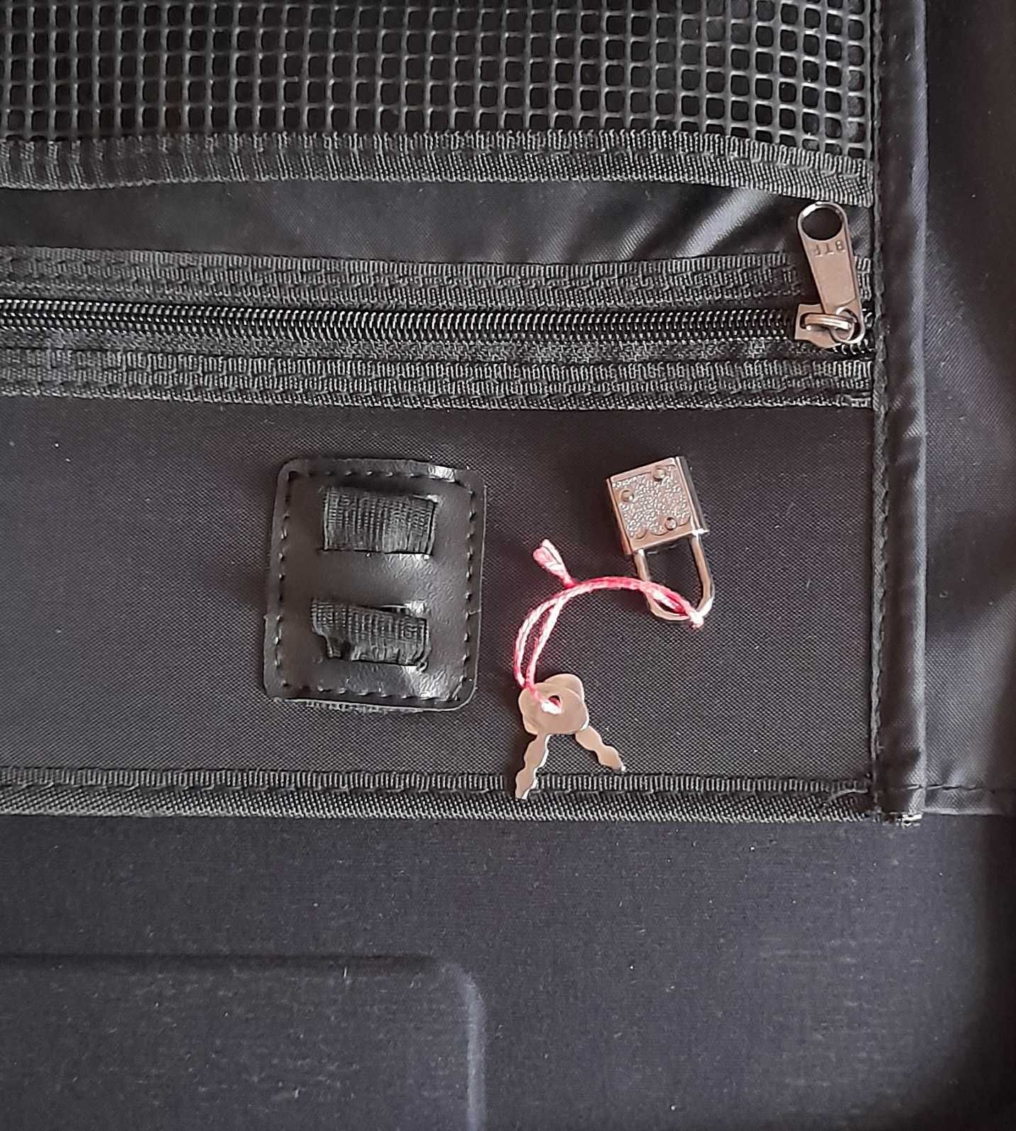 Aktówka nie tylko na laptopa, wielofunkcyjna