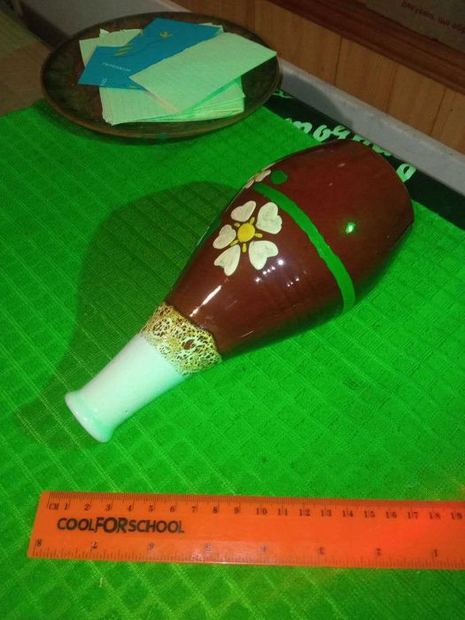 Продам вазочку на квіти  бу .