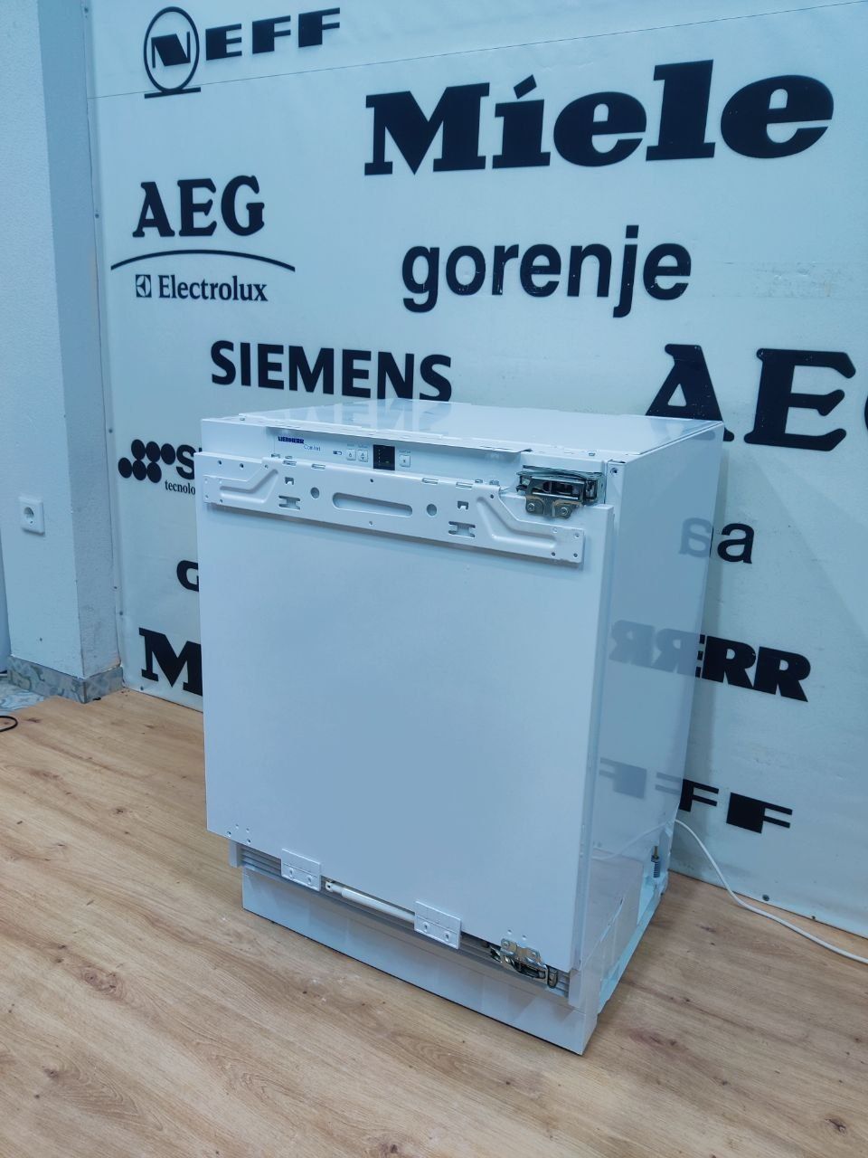Эксклюзив! Вбудований холодильник LIEBHERR™ UIK 1620 під стільницю!