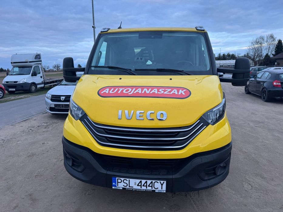 Iveco 70c21 stan Pomoc drogowa dubelkabina 3,8t ładowosci  70C21 Pomoc Drogowa Zamiana 7osobowy Automat Iveco Daily Gwarancja