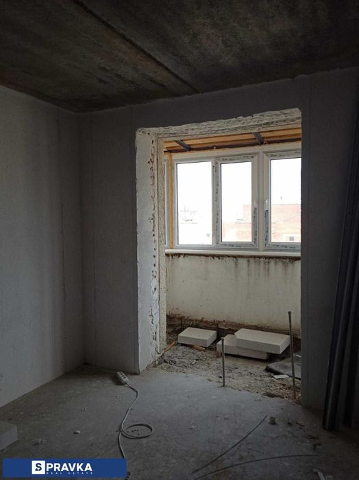 Срочная продажа! 2 комнатная в кирпичном доме. Закрытая территория!