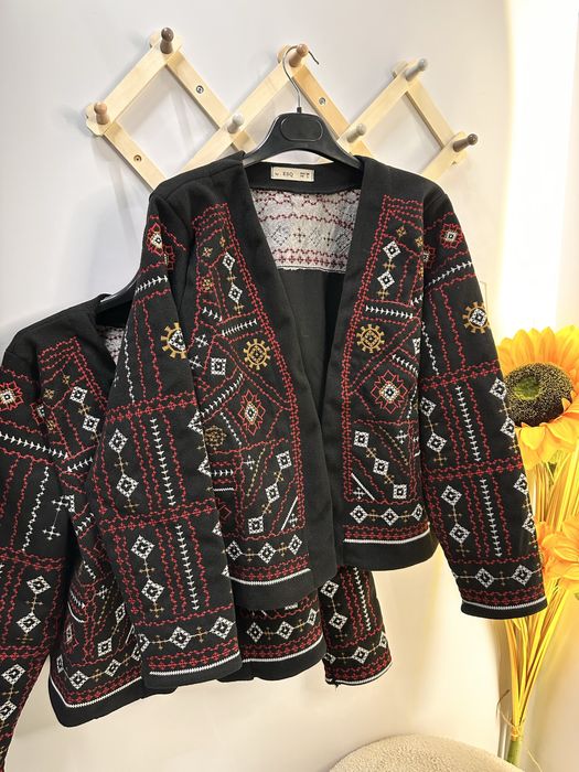 Вишита джинсовка з щільного котону в розмірах.