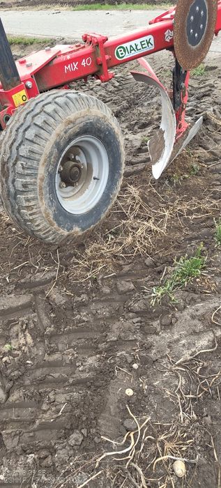 Pług 4 skibowy akpil