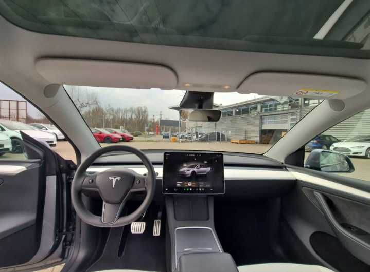Tesla Model Y 2020 Long Range