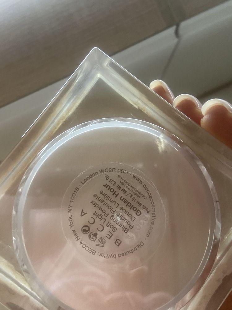 Zestaw uzywanych kosmetyków tusz max factor, puder becca