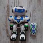 Robot na pilota zabawkowy